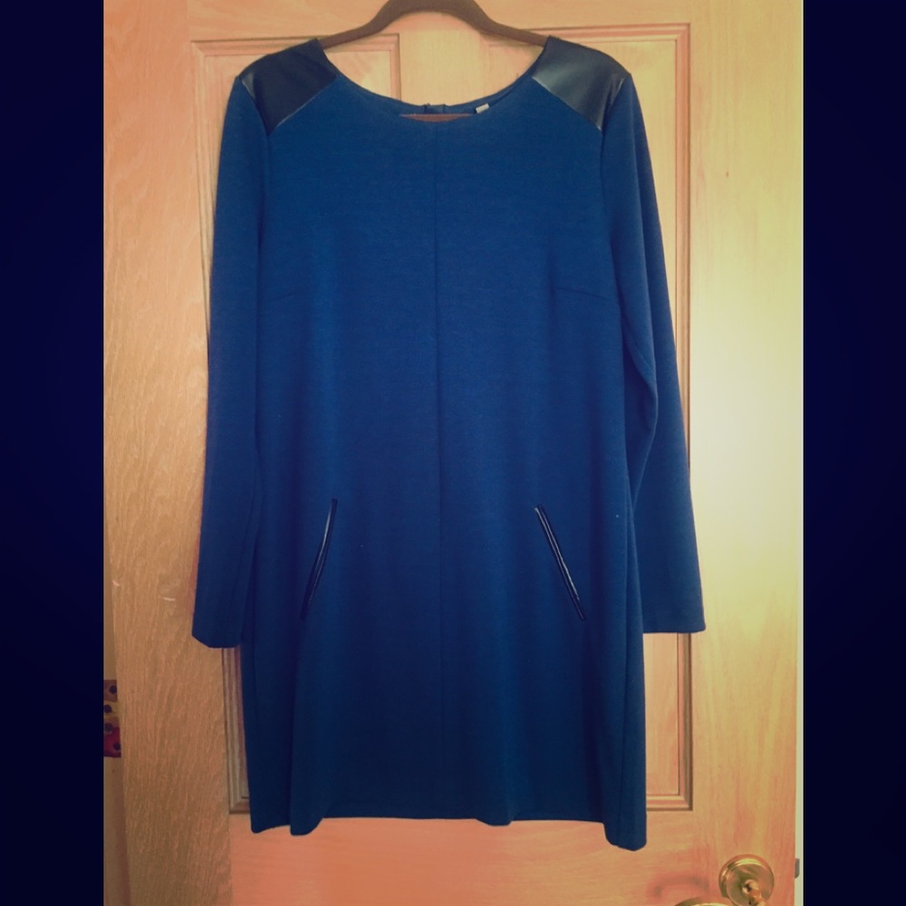 Banana Republic cobolt blue shift dress